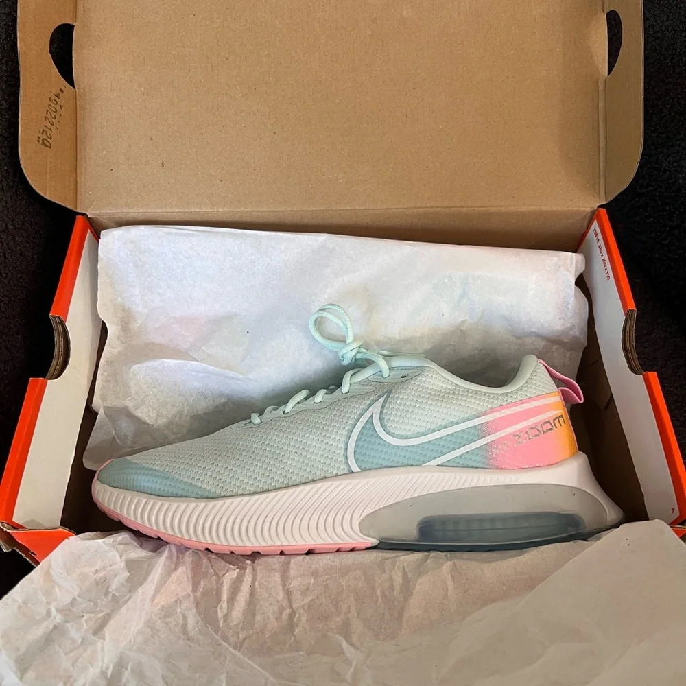 Brand New Nike Air Zoom Arcadia SE Kids Sneakers size 7 - Picture 9 of 10